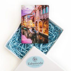Обложка на паспорт с принтом Eshemoda “Вечер в Венеции”, натуральная кожа