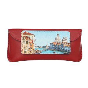 Футляр для очков с принтом Eshemoda “Венеция. Центральный канал”, натуральная кожа, цвет красный